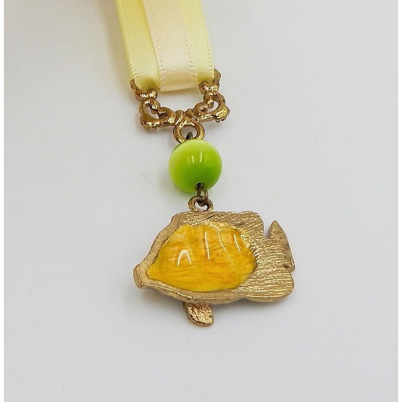 Austrian Crystal Ribbon Bookmark Banded Fish Enameled Rhinestone Two's Company - Picture 5 of 6